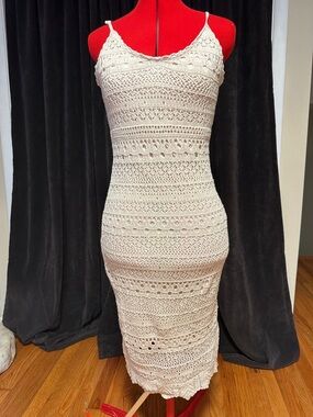 Cream Crochet Midi Dress with Slim Silhouette